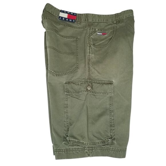 Vtg Y2K TOMMY JEANS Army Green Cargo Shorts size 34 Gorpcore Baggy Button Fly - Picture 1 of 13